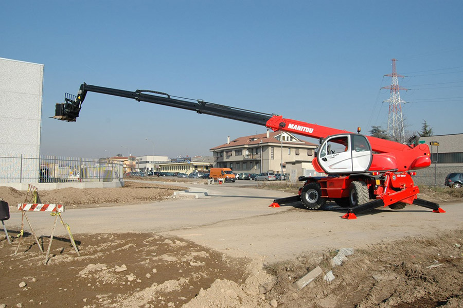 Sollevatore telescopico Manitou MRT 25.40